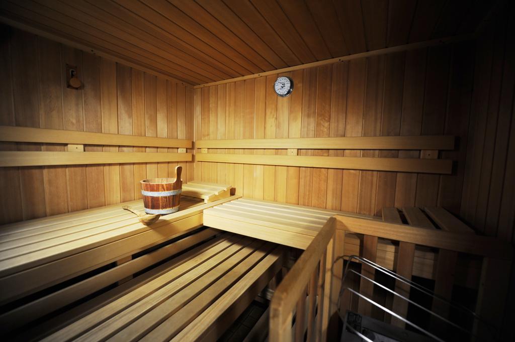 Hotel Garni Landhaus Platzer Цел ам Цилер Екстериор снимка