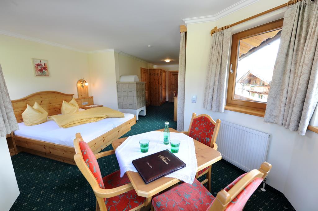 Hotel Garni Landhaus Platzer Цел ам Цилер Екстериор снимка