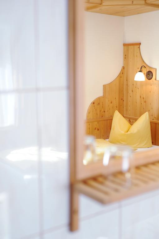 Hotel Garni Landhaus Platzer Цел ам Цилер Екстериор снимка